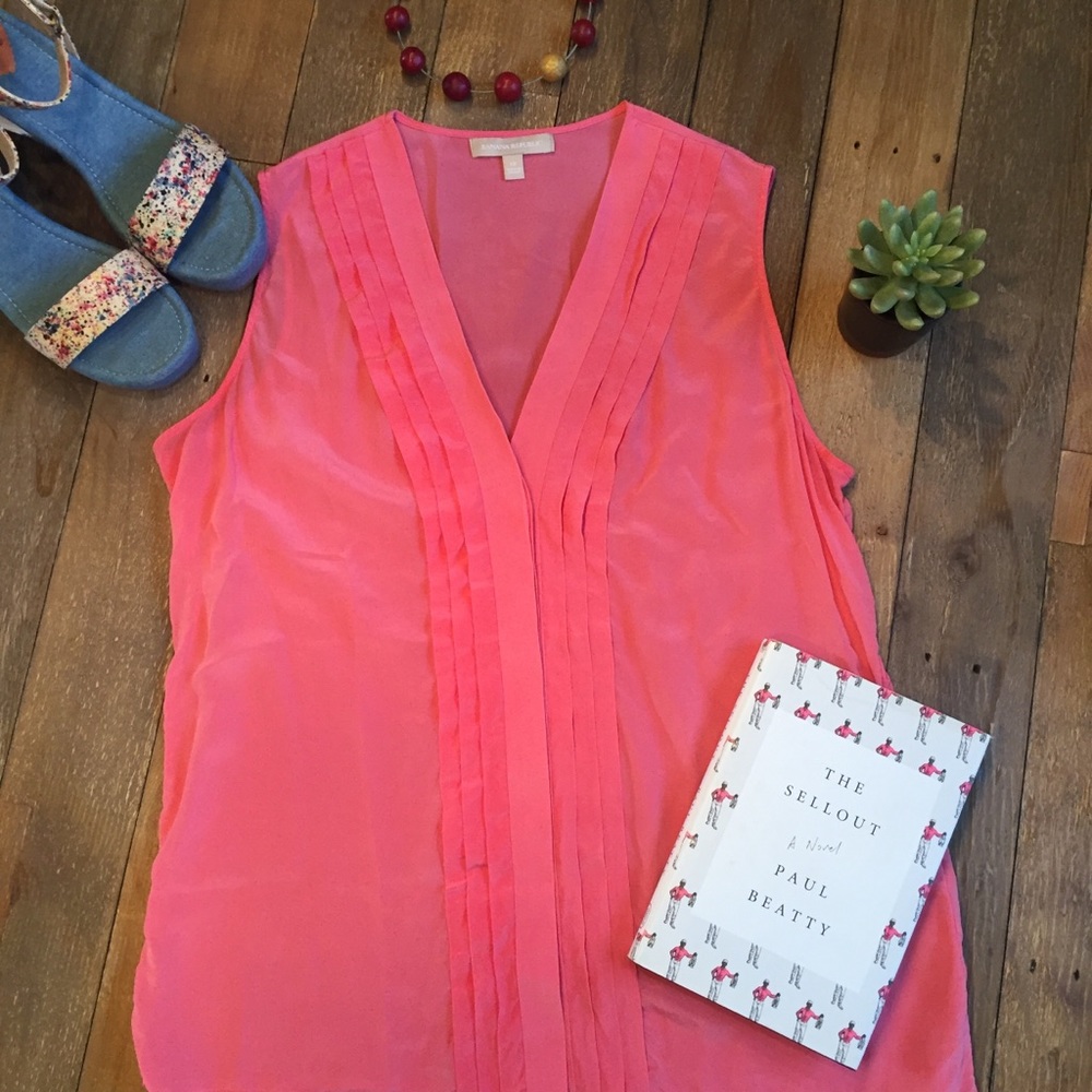 Banana Republic sleeveless coral silk ruffle top